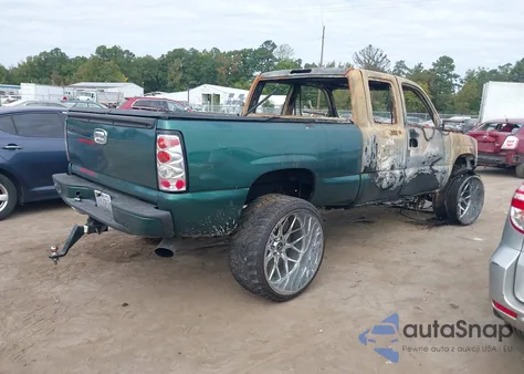 2002 Chevrolet Silverado 1500 Ls z USA, uszkodzony, nr VIN 1GCEK19V42E193683